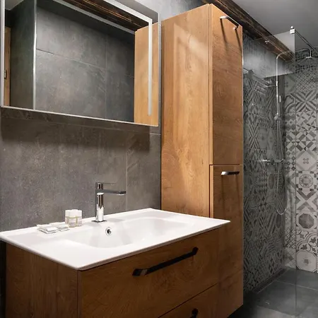 Apartma Blue Sky Duplex By Locap Group *