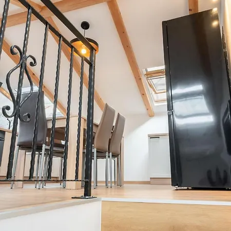 Blue Sky Duplex By Locap Group דירה פיראן