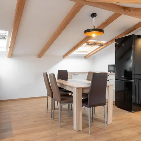 Apartma Blue Sky Duplex By Locap Group